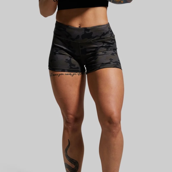 Born Primitive DOUBLE TAKE BOOTY SHORT - Picture 2 of 4